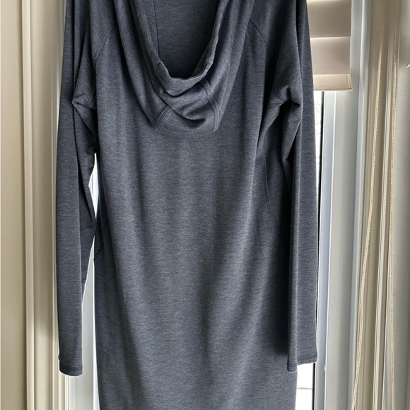 Athleisure dress/tunic style top - Picture 4 of 5